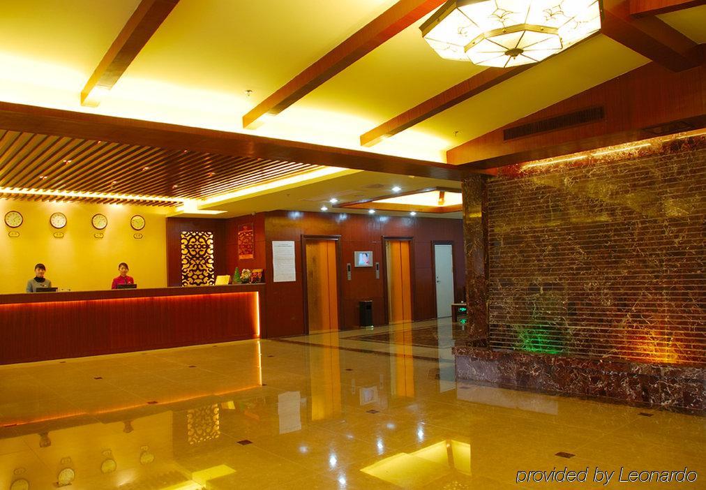 Vienna Hotel Guangzhou Shaheding Metro Station Интерьер фото