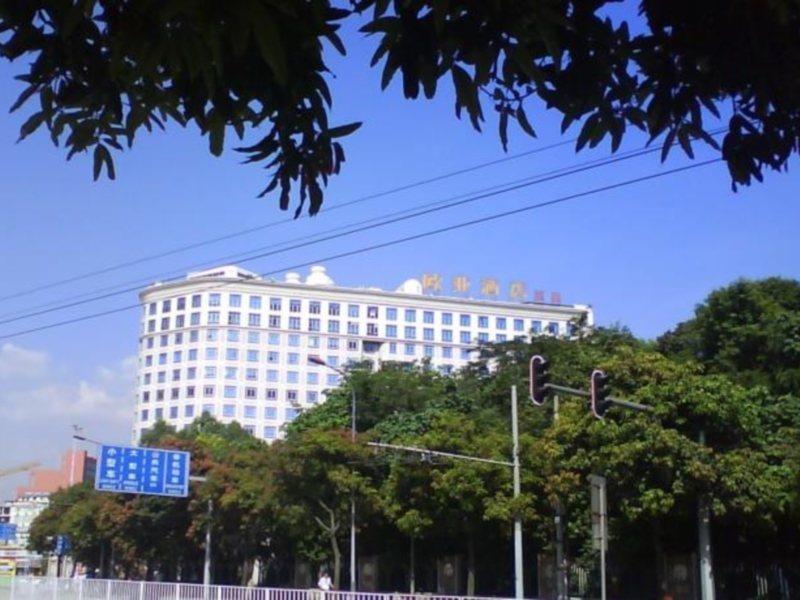 Vienna Hotel Guangzhou Shaheding Metro Station Экстерьер фото